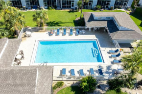 Sunset Cottage 1C- by Holiday Isle Properties